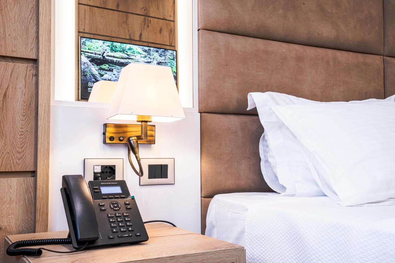 Hotel Amfora & 4*